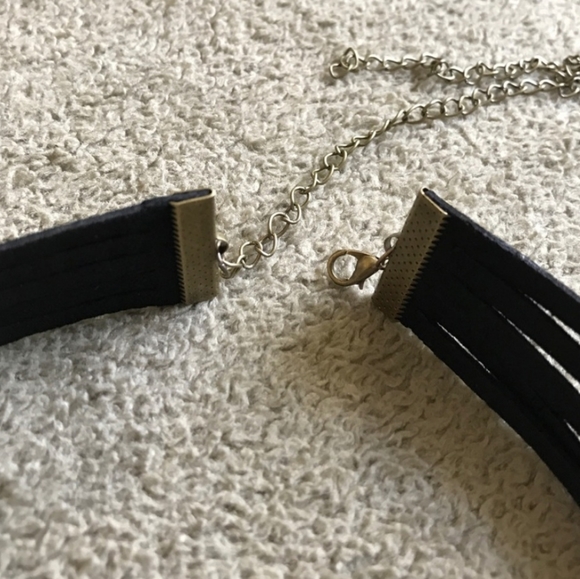 Black Suede Multilayer Choker - Picture 5 of 5